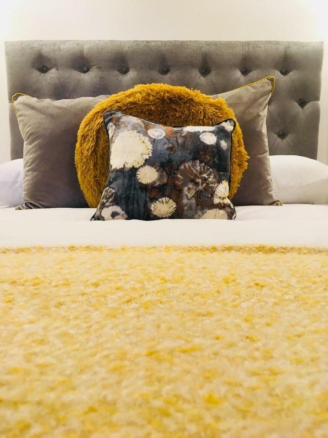 Blossom Lane Apartment Woodford  Esterno foto